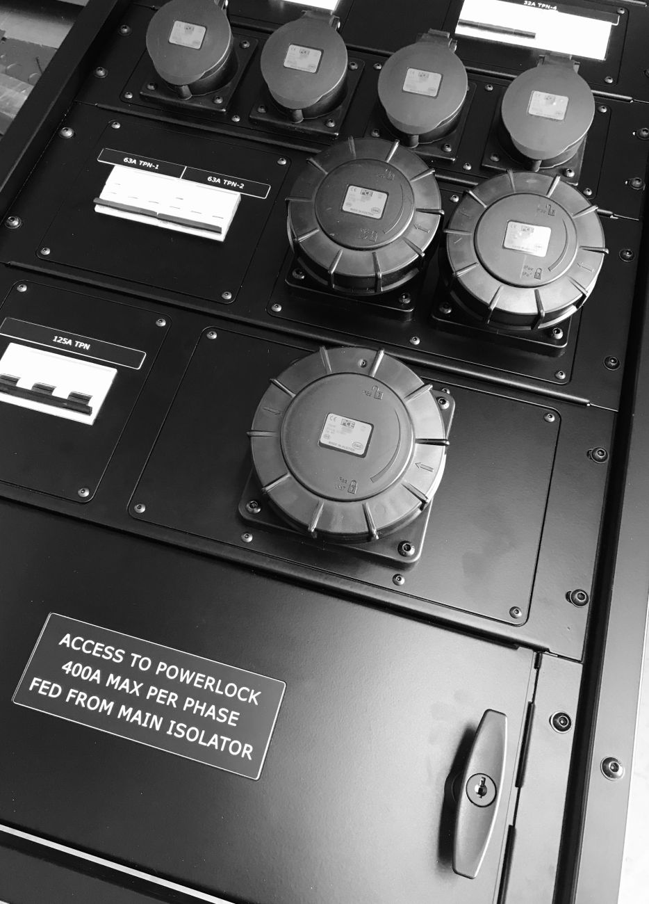 Robolights National theatre 400 A 2