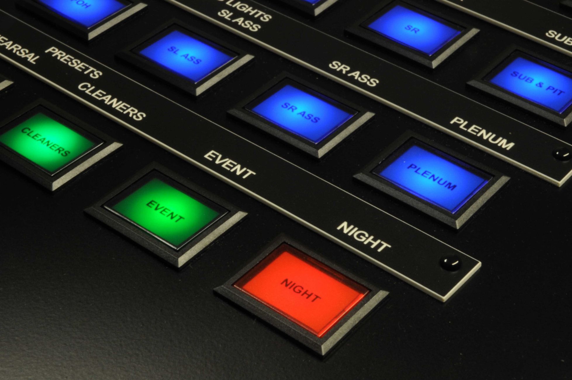 Royal Court Theatre Working Light Control Ptb Robolights2