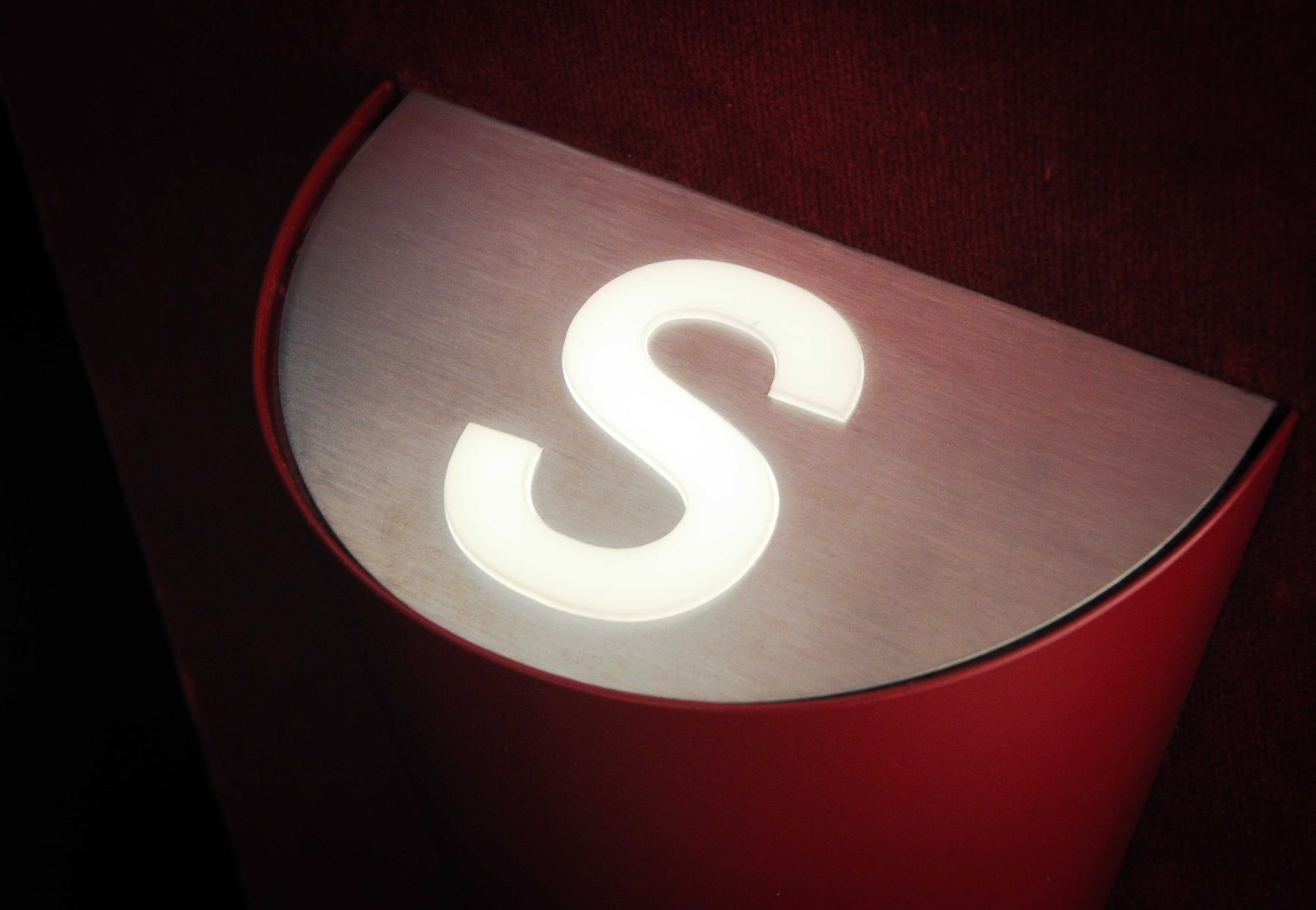Theatre Seat Row Letter Illuminated Robolights1
